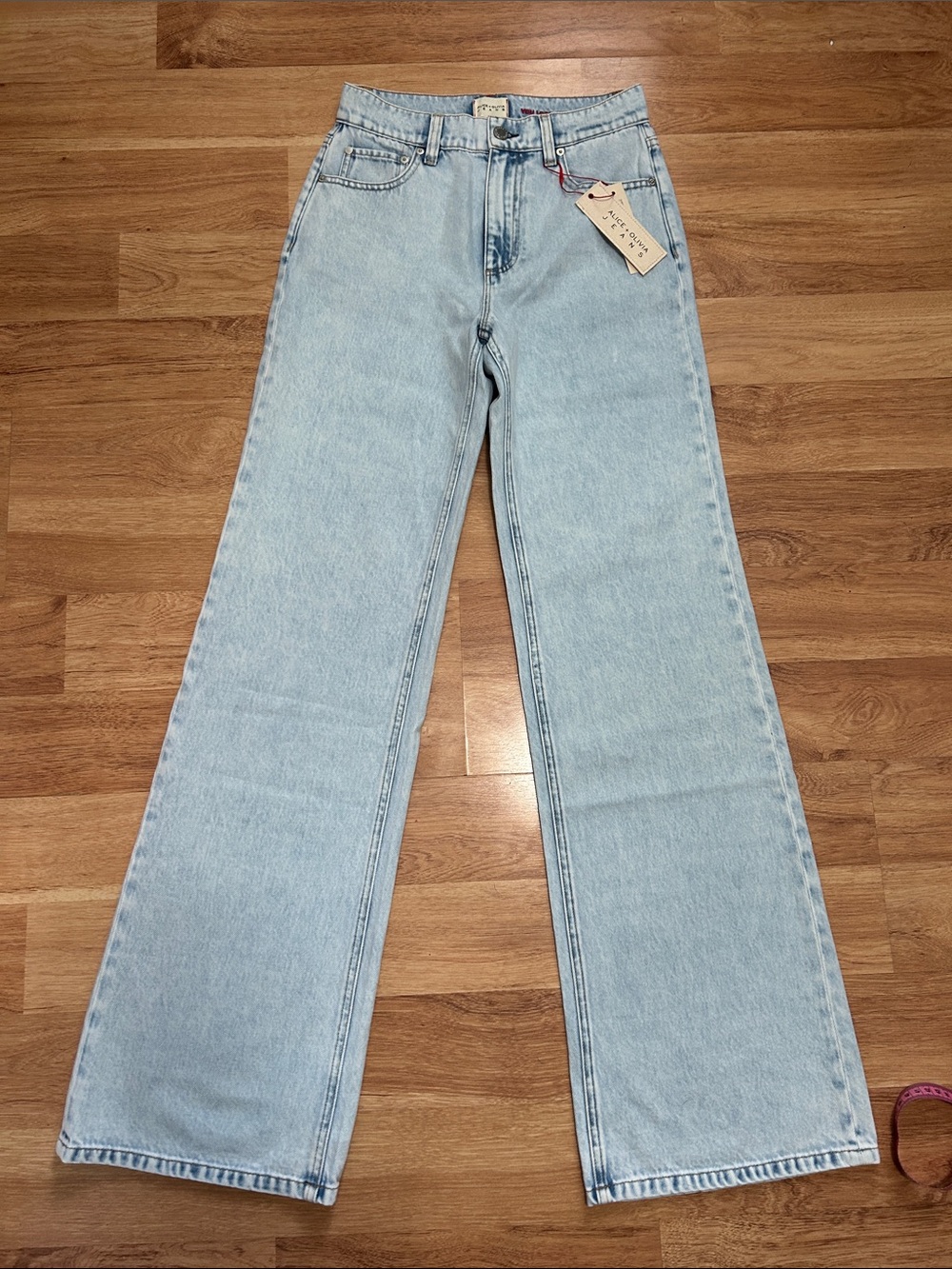 Alice & Olivia Wide Leg Darla Light Indigo Jeans Size 26